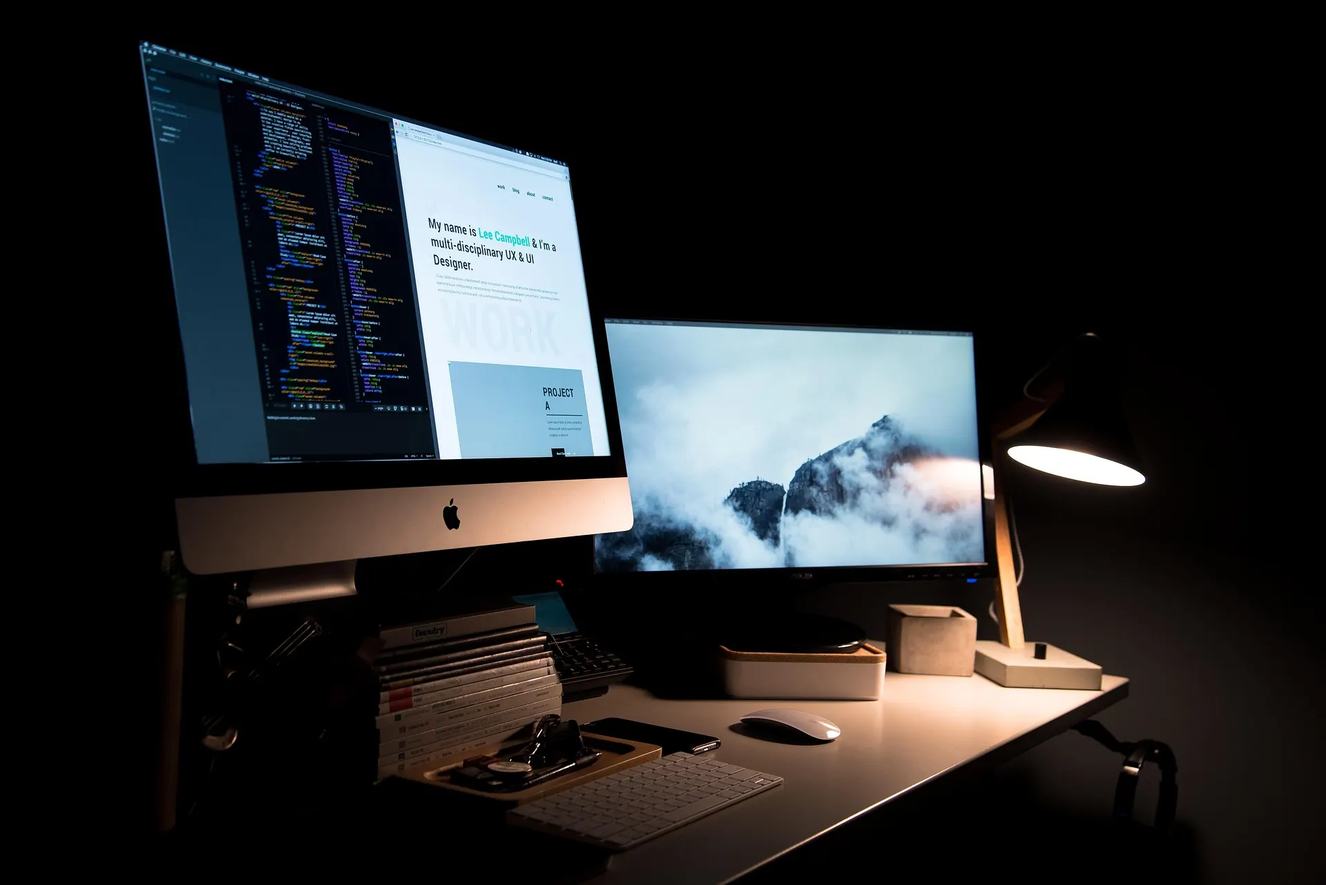 iMac em uma mesa de trabalho, conserto de iMac e Mac mini em Curitiba